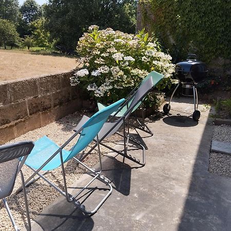 Maison Au Calme Avec Vue Etang Clesse  Dış mekan fotoğraf