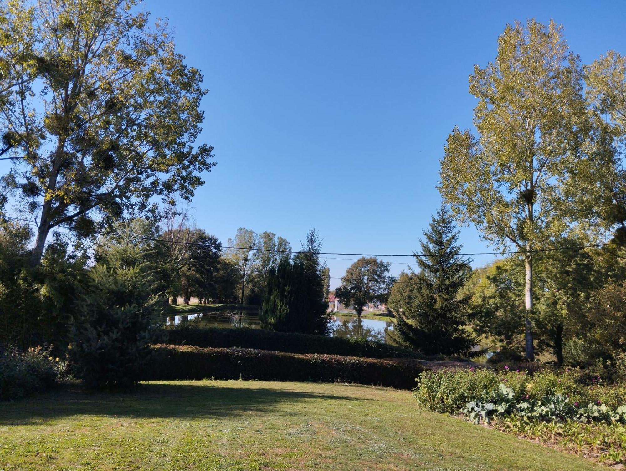 Maison Au Calme Avec Vue Etang Clesse  Dış mekan fotoğraf